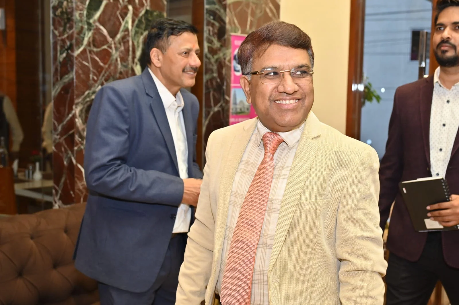Justice Ashok Kumar Jain Travels by Vande Bharat; Rajasthan HC Judges Set Example for Sustainable Living