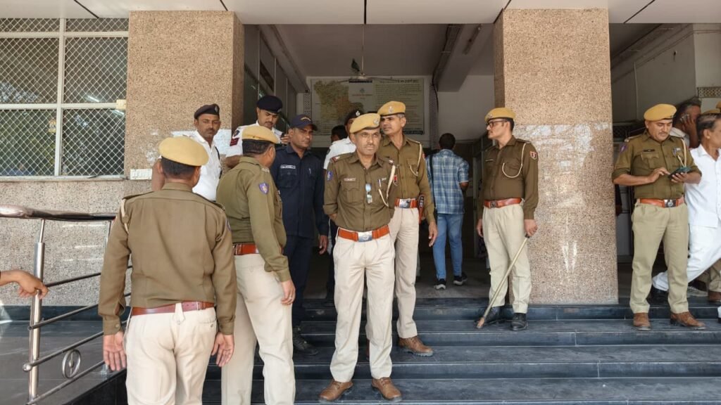 Bomb Threat to Courts in Rajasthan: Bikaner, Jodhpur, Nagaur Courts Receive Email Threat, Massive Security Search Underway