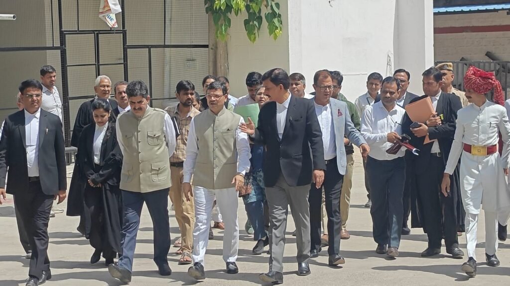 Rajasthan High Court Judges Inspect Jaipur Bench Premises, Express Concern Over Poor Cleanliness