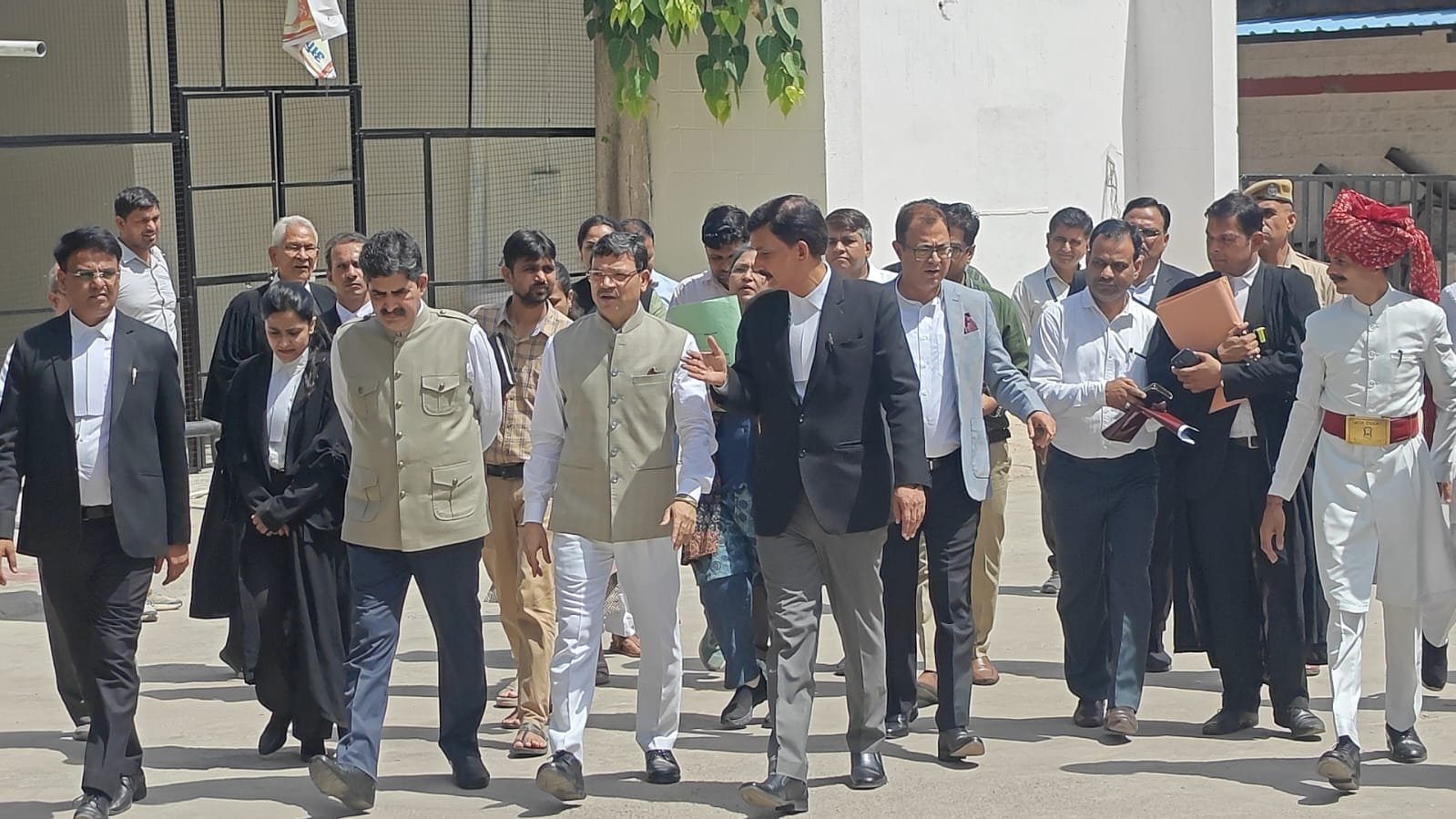 Rajasthan High Court Judges Inspect Jaipur Bench Premises, Express Concern Over Poor Cleanliness